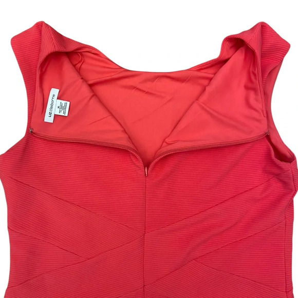 Liz Claiborne Women Texture Sheath Dress Size 16 Pink Sleeveless Barbie Career - Picture 12 of 13